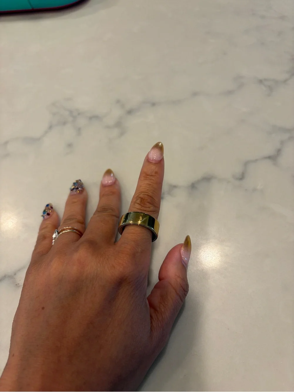 Oura 4 in Gold, size 8 RING ONLY